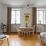 Urbannestgroup - Old Town - Stare - Celna 2 Apartment