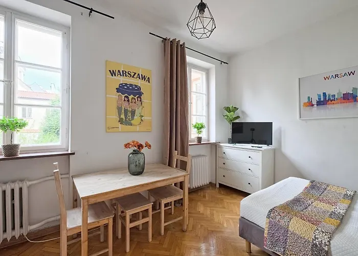 Urbannestgroup - Old Town - Stare - Celna 2